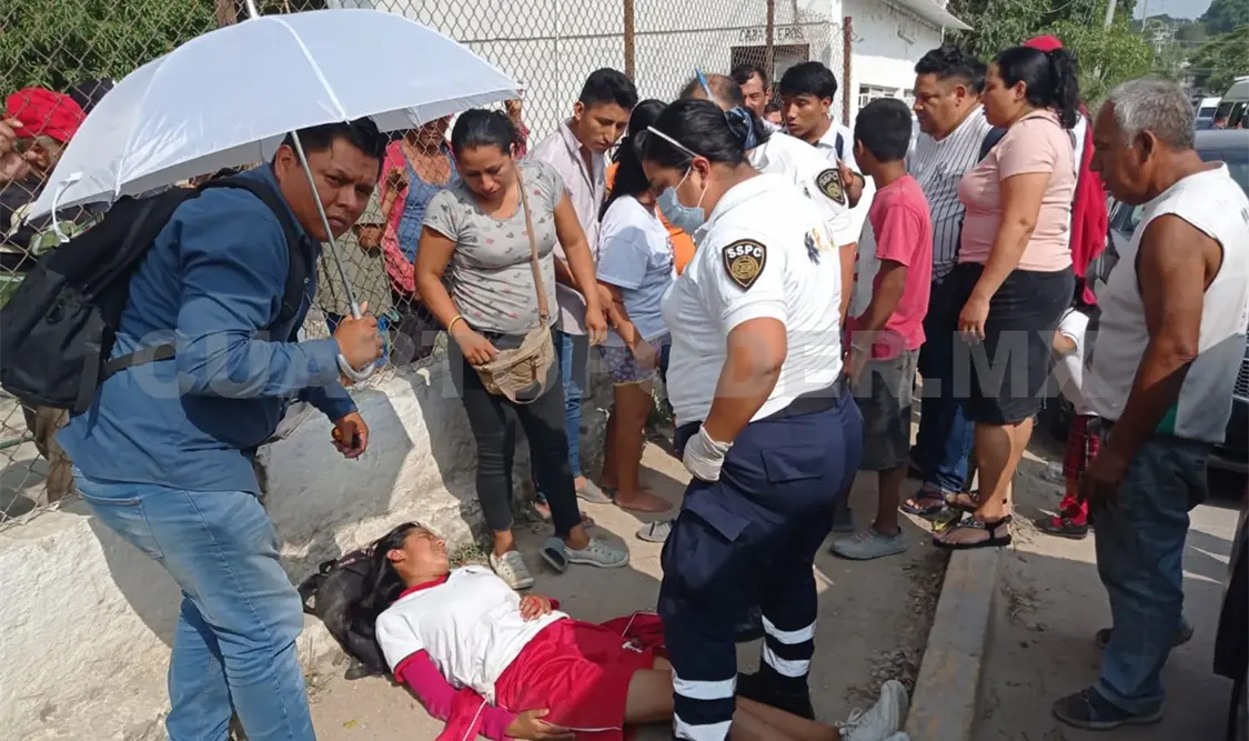 Atropellan a joven y le fracturan la cadera