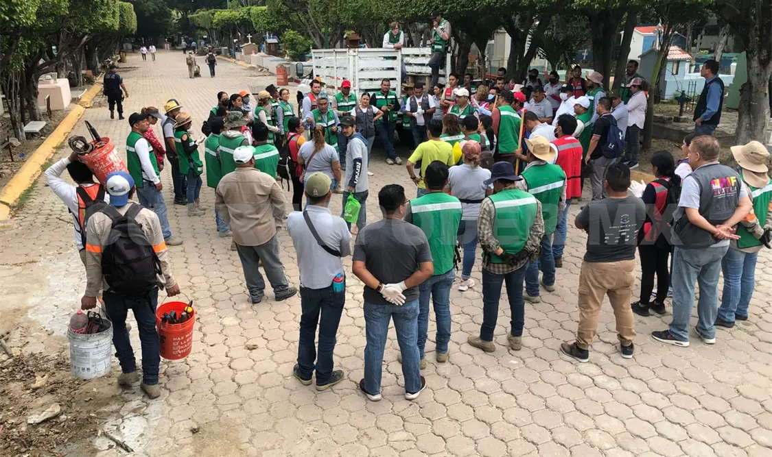 Esperan a más de 80 mil visitantes en panteones