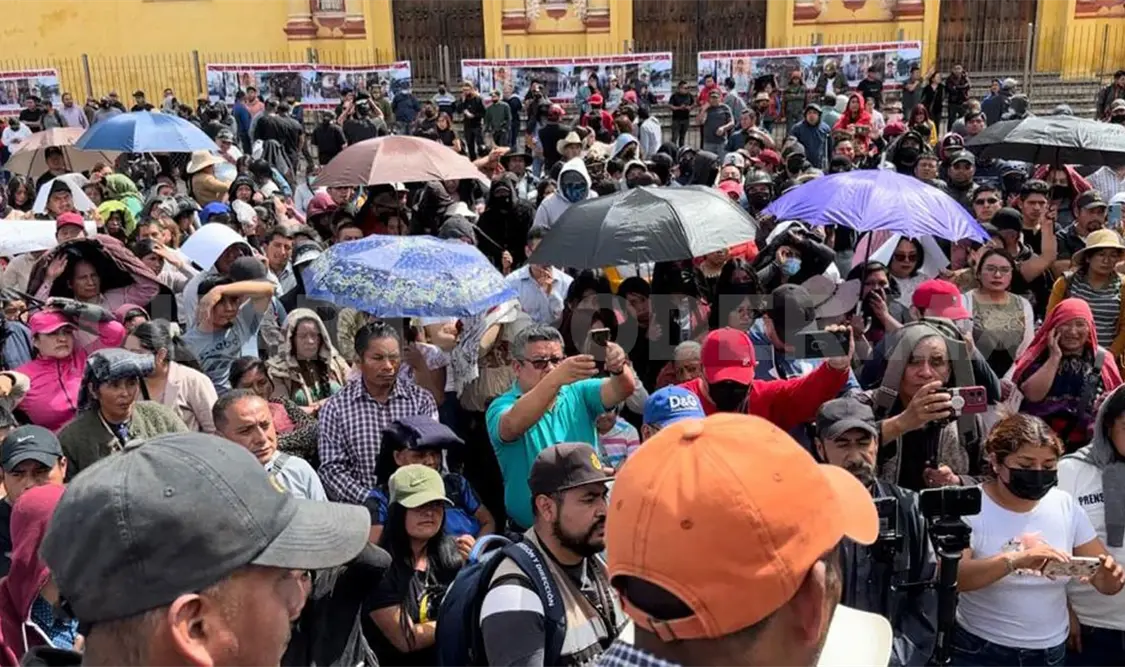 Se manifiestan locatarios de la zona norte