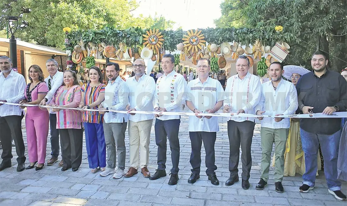 En la inauguración del Festival Coyatoc 2023, la Fiesta Zoque de Chiapas, encabezada por el gobernador. CP