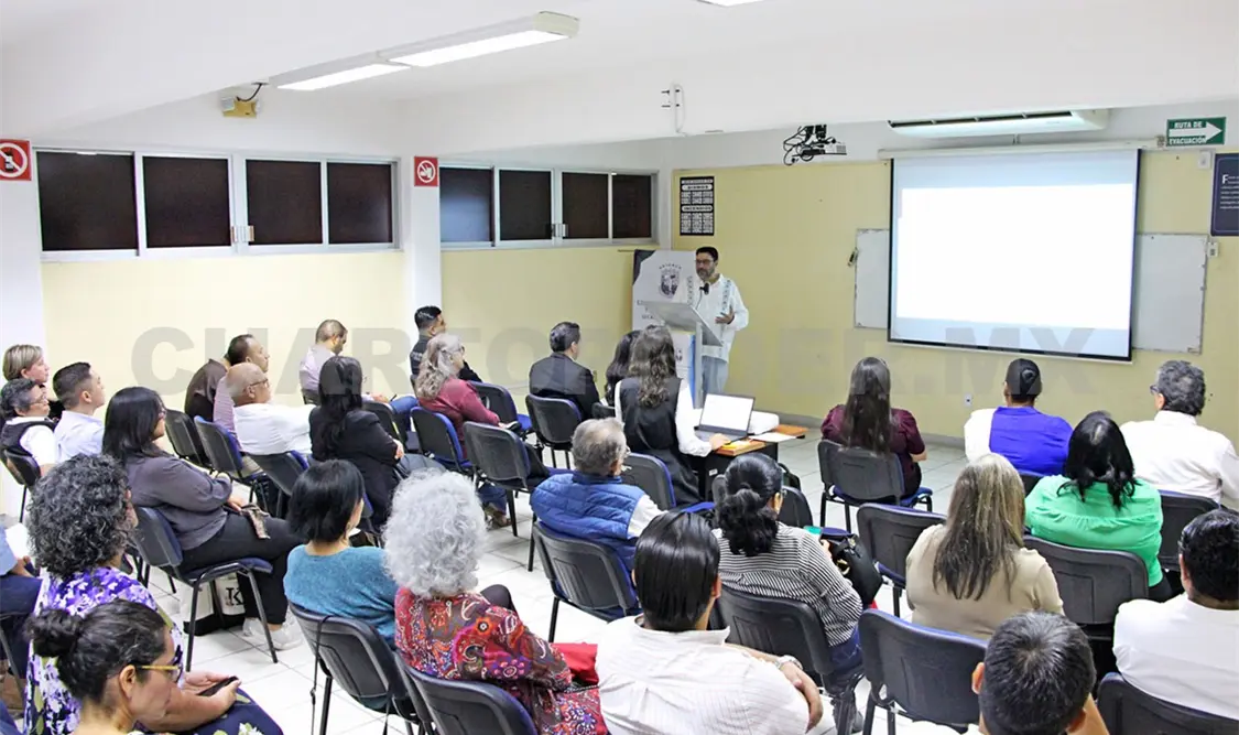 Fomentan actualización de investigadores