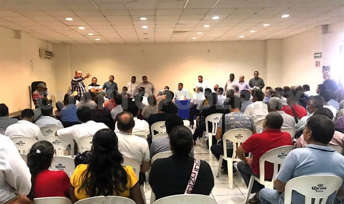 Choferes confían en el respaldo del gobierno