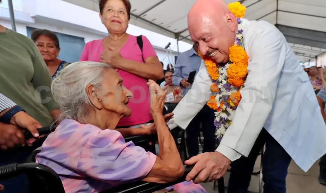 Un pueblo progresa cuando se trabaja hombro a hombro