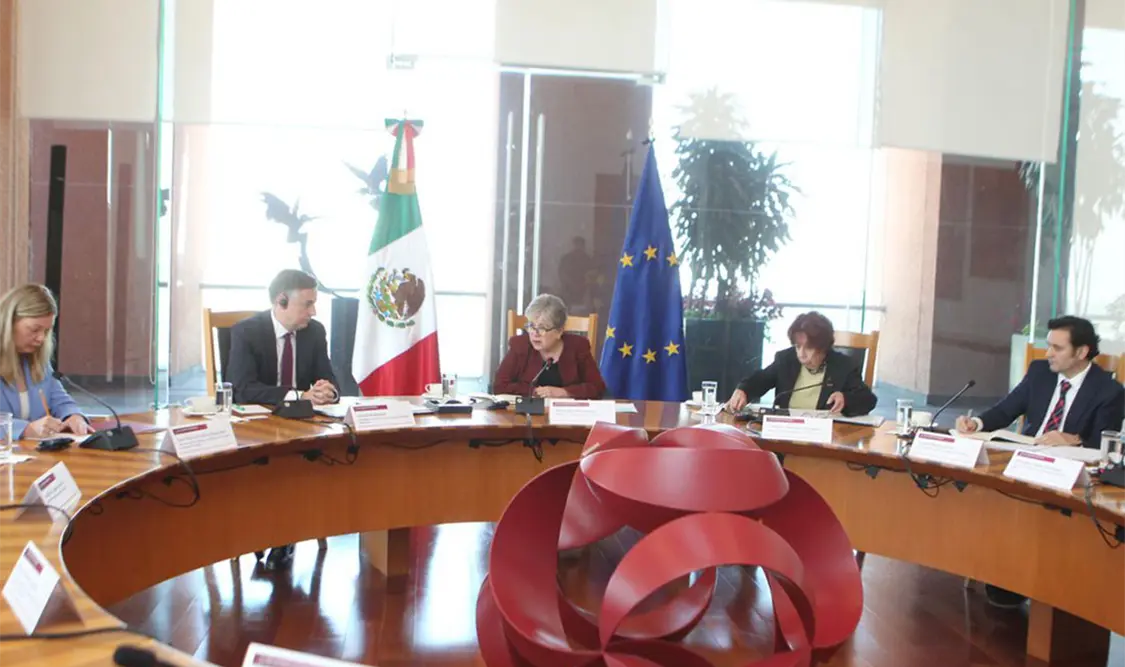 México y AFET abordan temas de migración