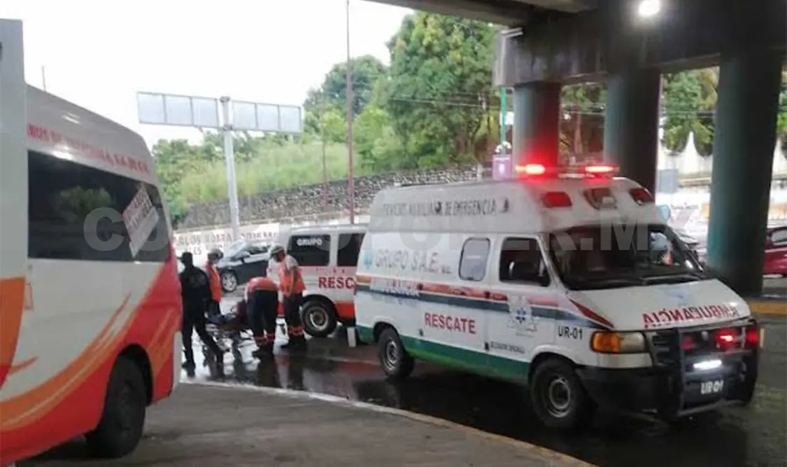 Cuatro lesionados deja accidente automovilístico