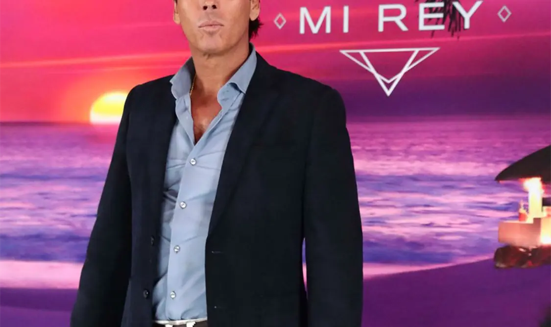 Roberto Palazuelos deja el Hotel VIP