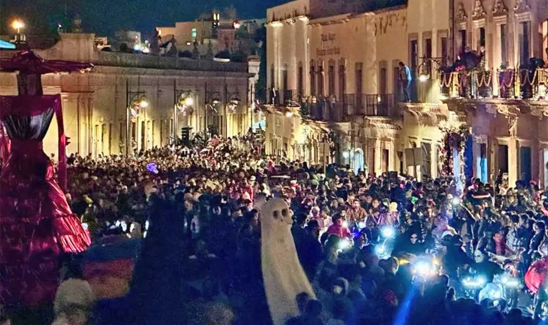 En la ciudad de Zacatecas se celebró el Festival de Día de Muertos, con actividades culturales y musicales. El Universal