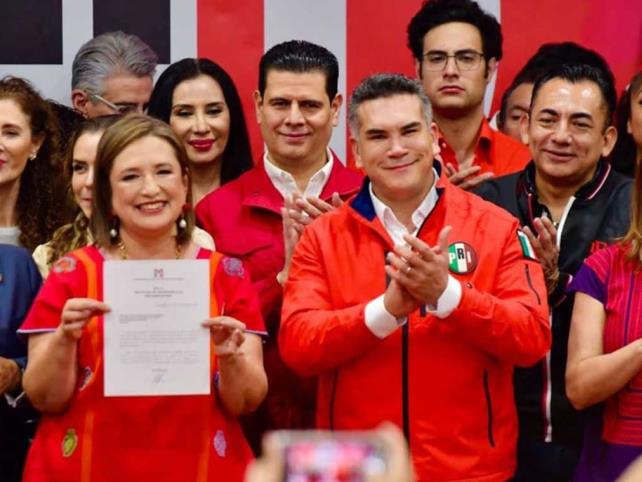 Xóchitl se registra como precandidata presidencial