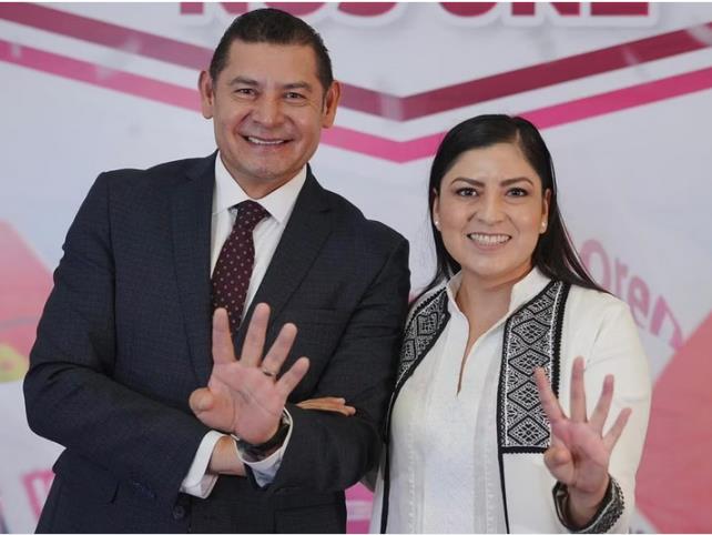 Alejandro Armenta y Claudia Rivera encabezan encuesta de Morena en Puebla; Mier no estuvo presente