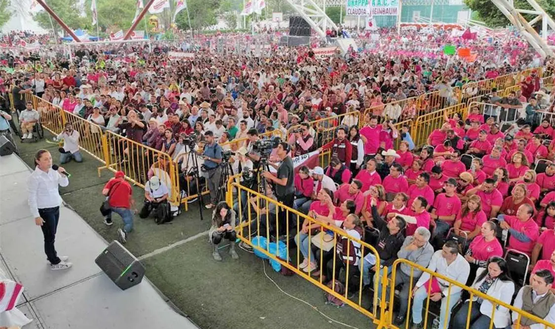 Claudia Sheinbaum puntualizó que solo trabajando unidos se podrá construir un México soberano y democrático. CP