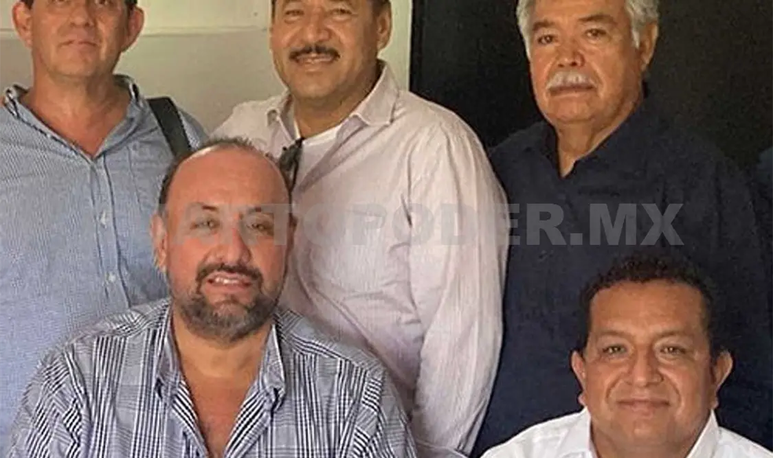 Integrantes del Frente de Transporte Estatal y Federal celebraron la designación de Ramírez Aguilar. CP