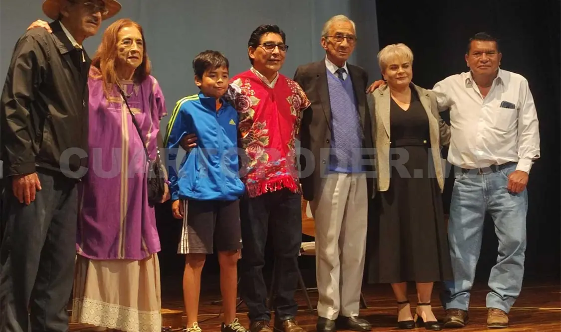 En el Teatro Zebadúa se le rindió un homenaje al líder y político indígena, Erasto Urbina. Elio Henríquez / CP