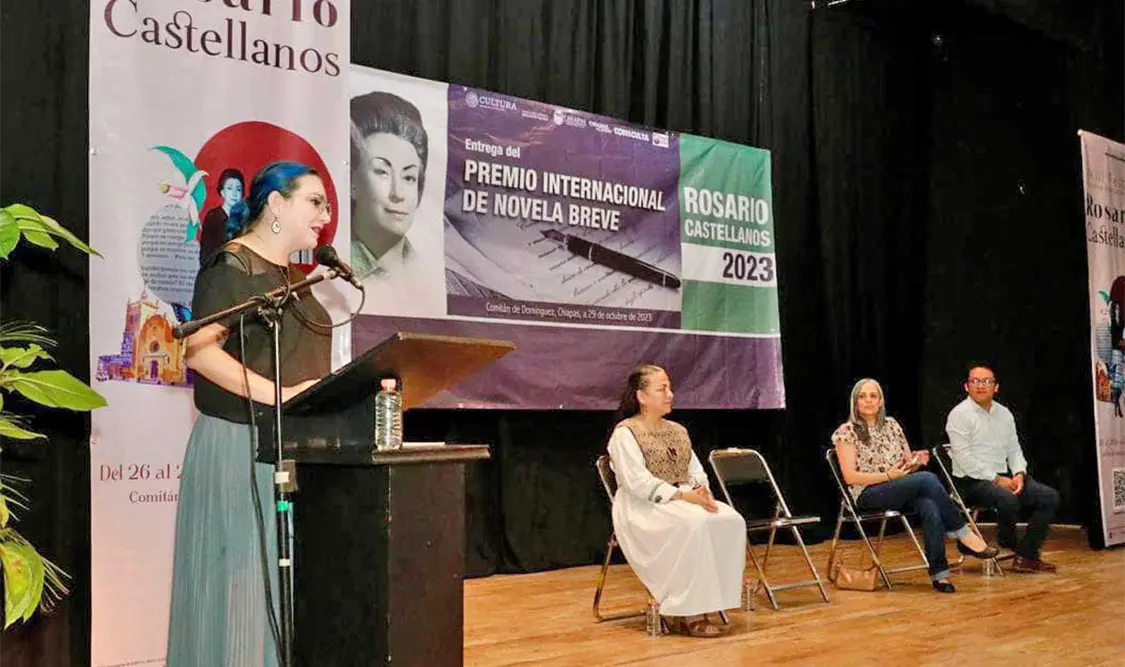 Entrega del Premio Nacional de Poesía Rodulfo Figueroa. Cortesía