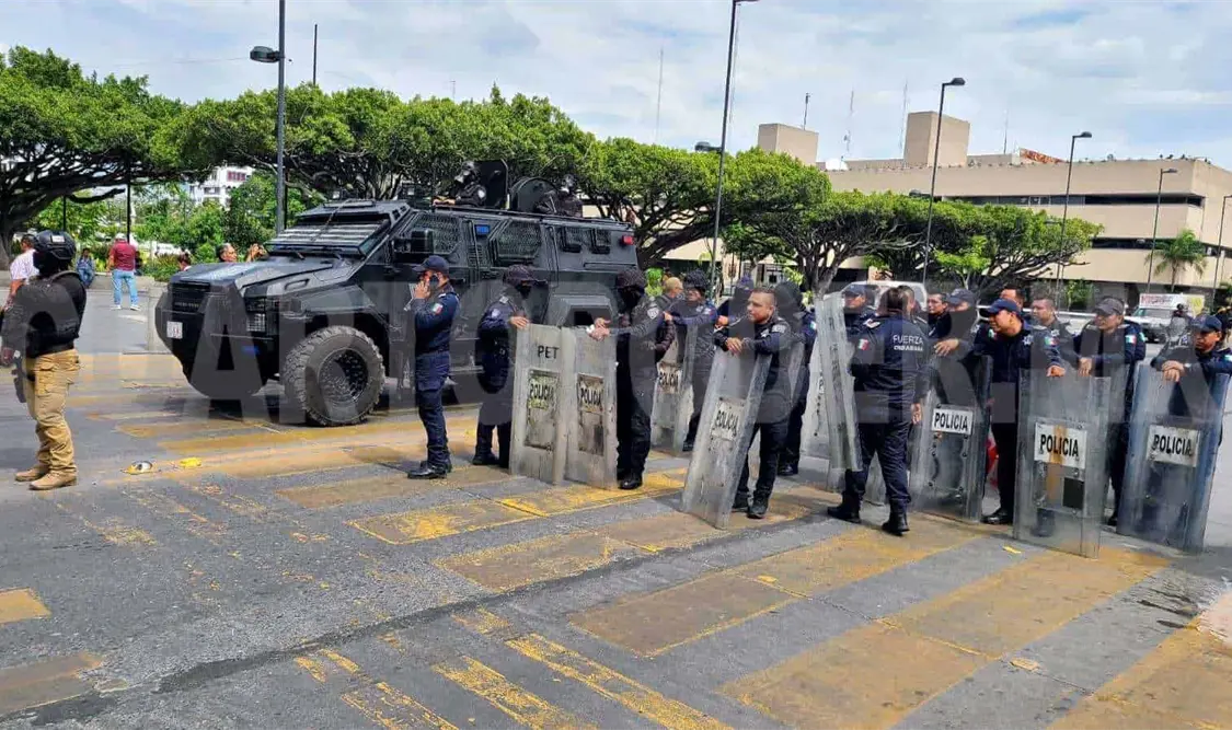 *Mantiene SSyPC operativo disuasivo en la colonia Centro de Tuxtla Gutiérrez, ante presencia de normalistas*