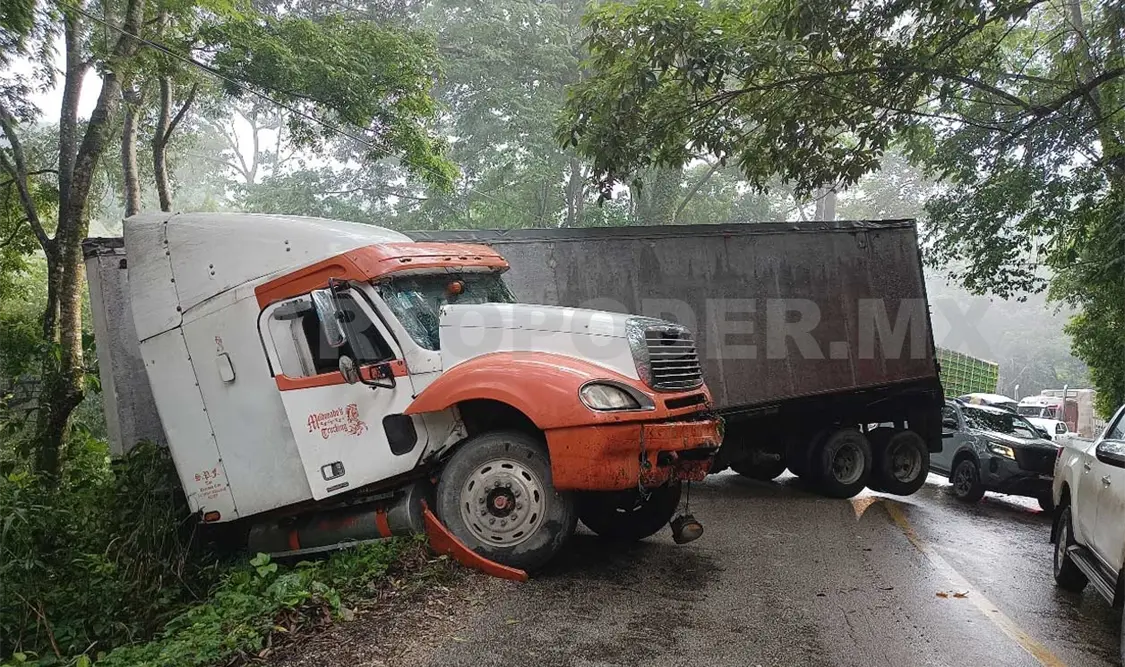 Se accidenta en zona de curvas de El Chimborazo