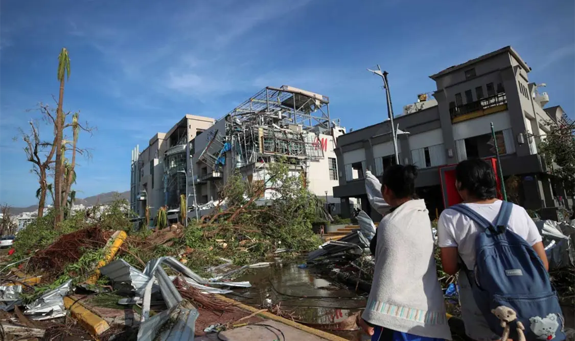 Huracán Otis suma 49 muertos
