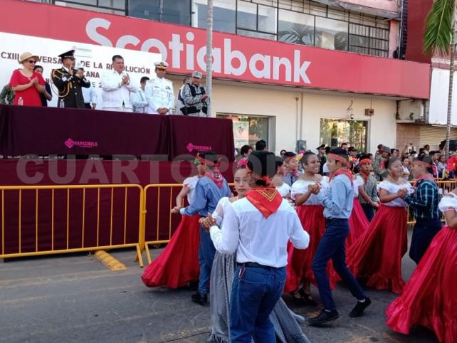 Sin incidentes desfile alusivo en Tapachula