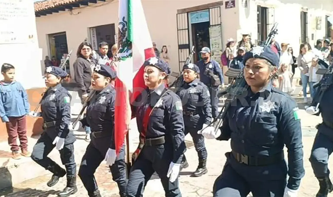 Saldo blanco en el desfile de la Revolución Mexicana