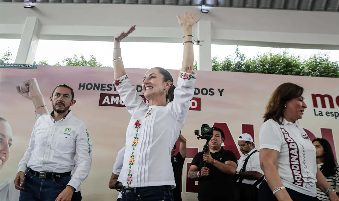 En compañía de Rocío Nahle, aspirante a la gubernatura de Veracruz, Sheinbaum aseguró que en el movimiento de la 4T “nadie se divide”. El Universal