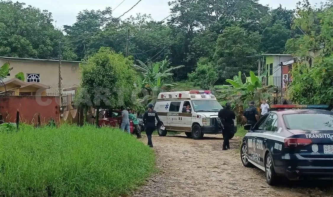 Mujer deja a sus tres hijos en la orfandad