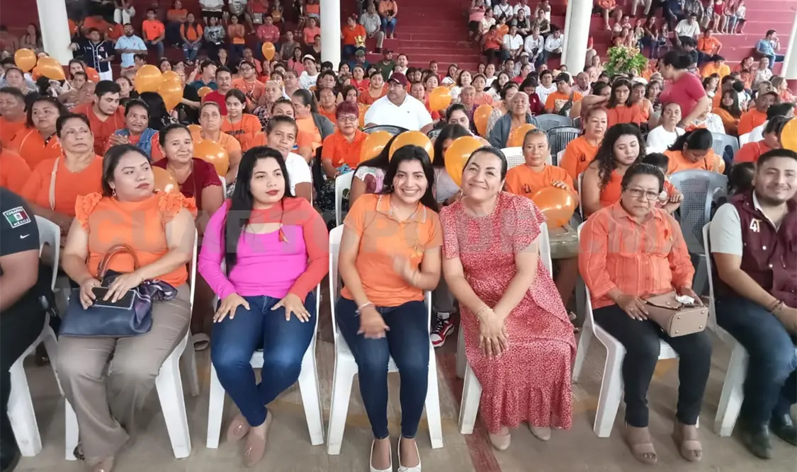 Conmemoran día contra la violencia hacia la mujer