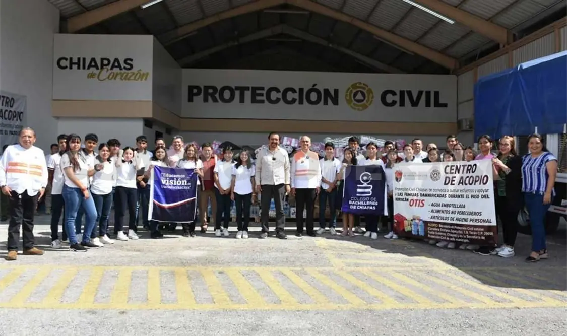 Entregan 20 toneladas de ayuda para damnificados