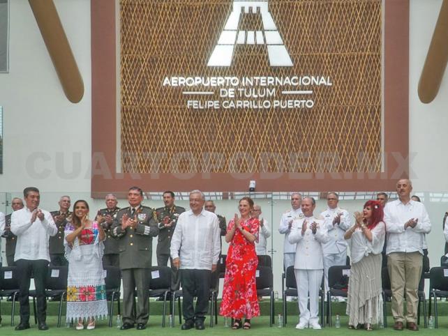 Acompaña Rutilio Escandón a AMLO a inauguración del aeropuerto de Tulum