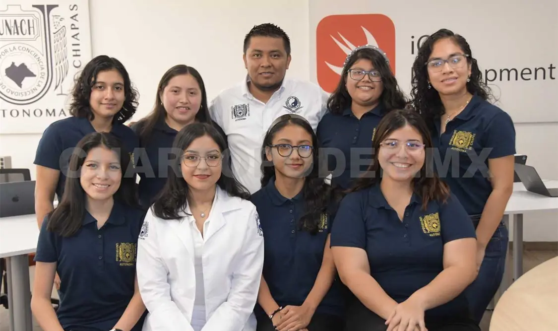 Participan alumnas en el FemCoding Challenge 2023