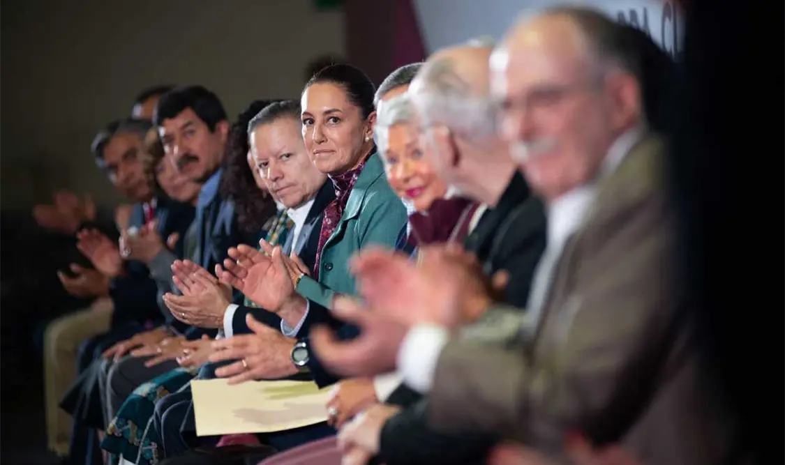 Sheinbaum presenta equipo para proyecto de nación