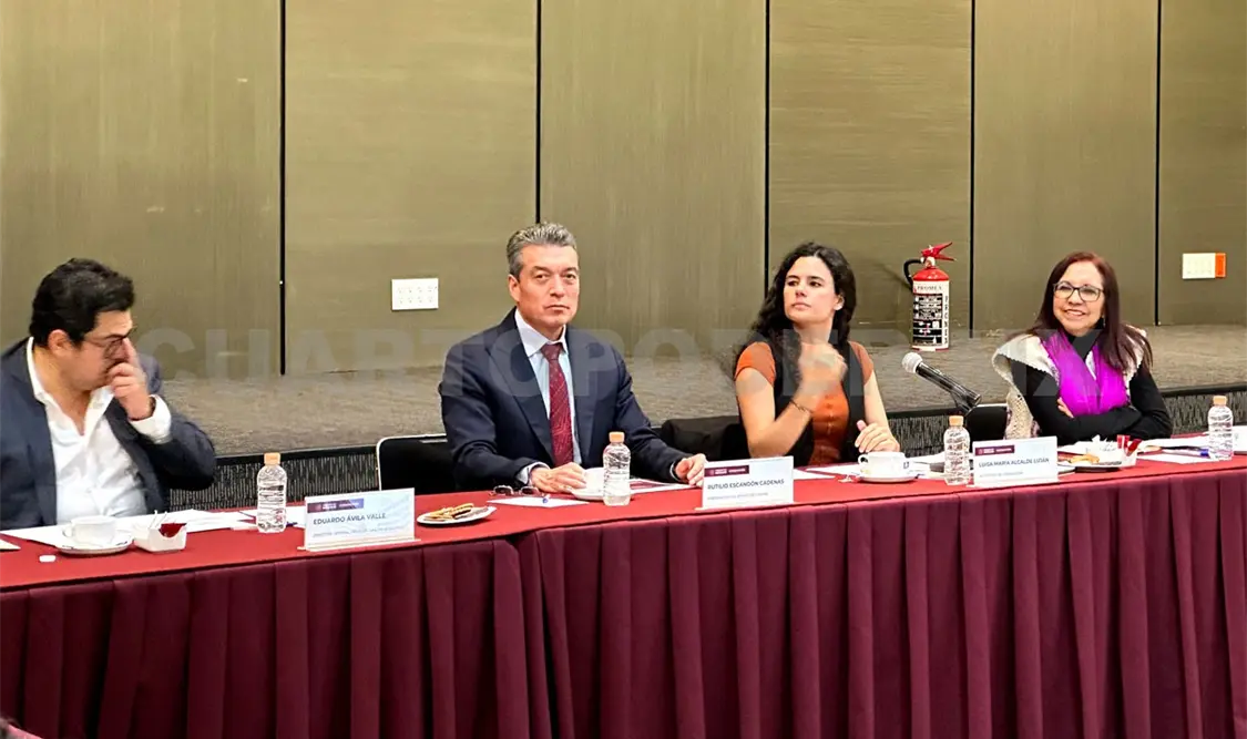 Asiste REC a reunión con representantes de la CNTE