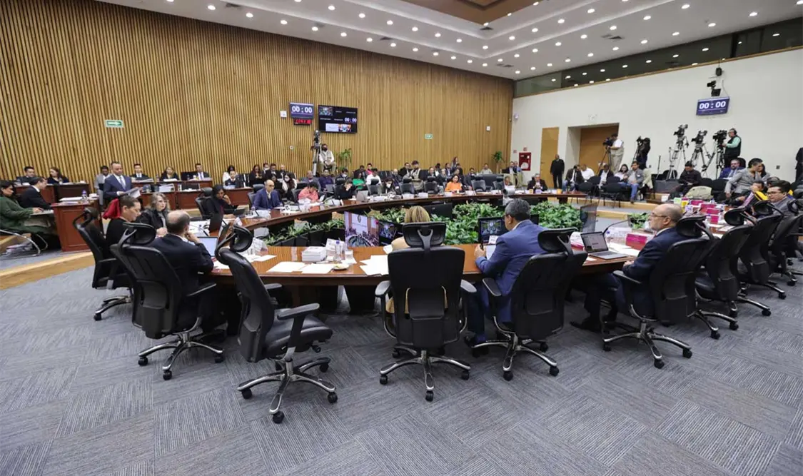 Prórroga para que partidos regulen su situación fiscal
