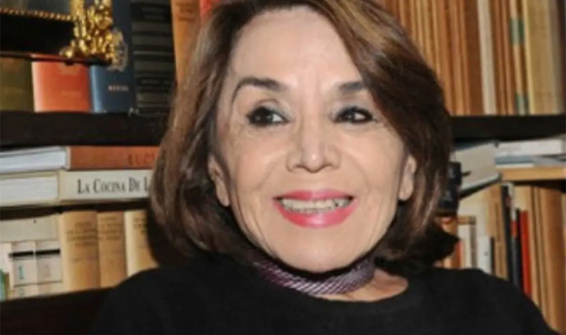Beatriz Espejo Díaz, ganadora en el campo de Lingüística y Literatura, Claudio Valdés Kuri es el merecedor del premio Bellas Artes, José Manuel Valenzuela Arce fue otro de los galardonados. Cortesía