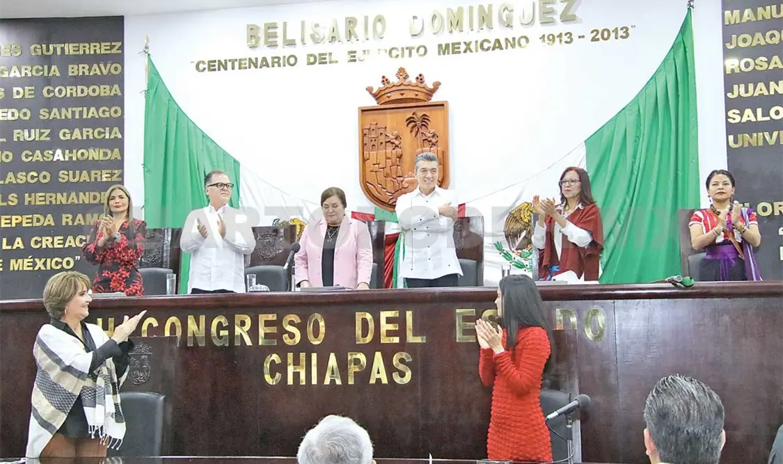 Rutilio Escandón durante su comparecencia ante el Congreso del Estado. Cortesía