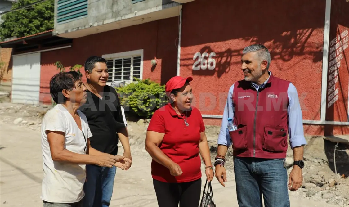 Impulsamos el bienestar de tuxtlecos: Ángel Torres