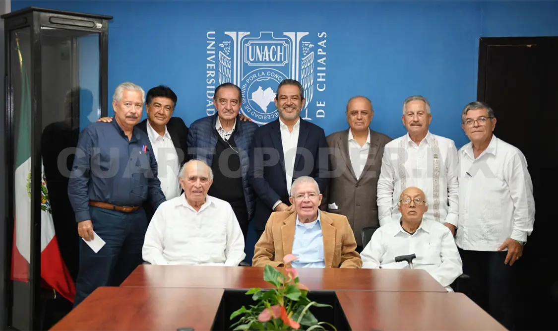 Se reúne rector con Consejo Consultivo de Exrectores