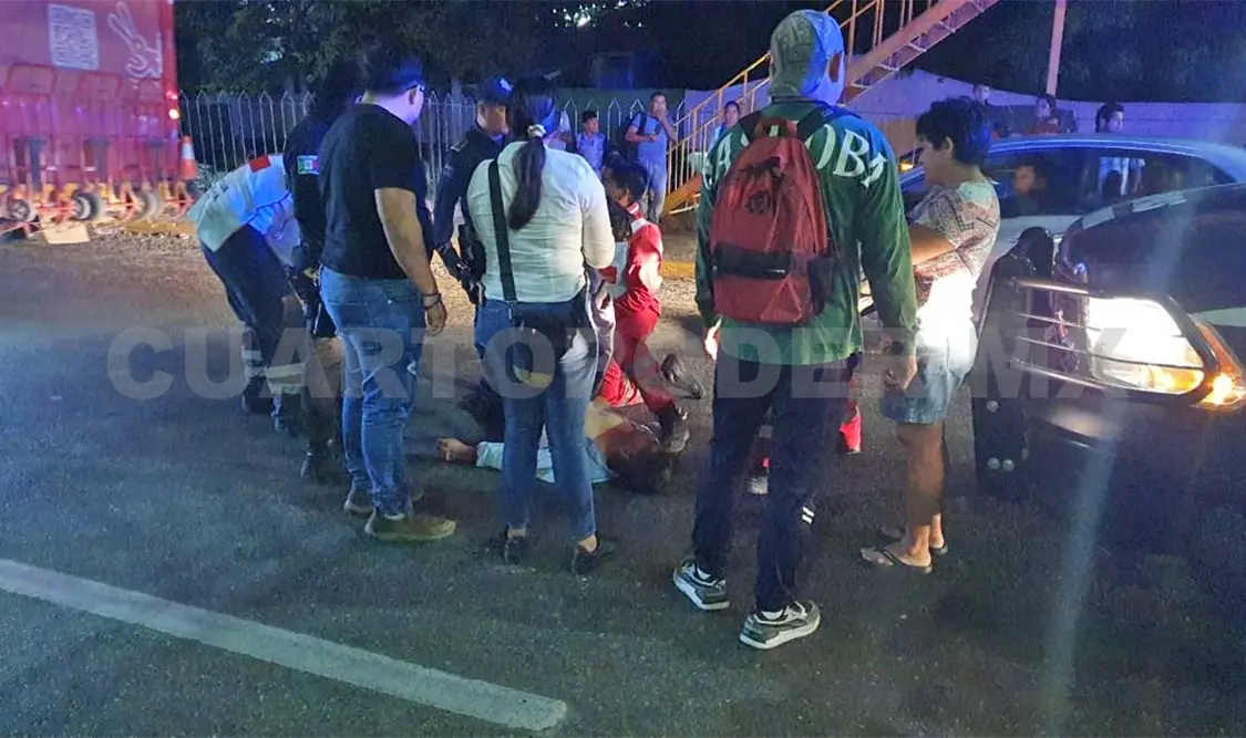 Transeúnte fue arrollado y acabó en el hospital
