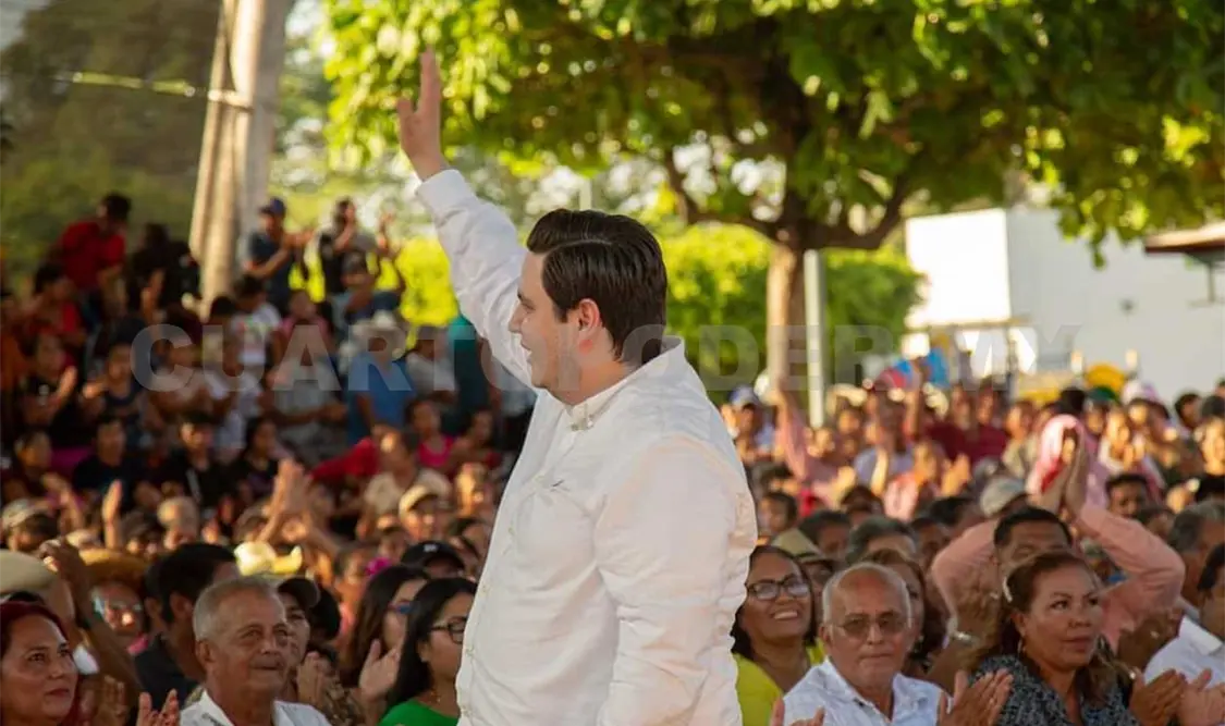 Reconoce Carlos Molina el impulso a la obra pública
