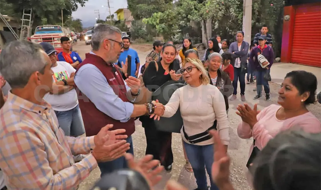 Unidad Antorchista tendrá nuevas calles: Ángel Torres