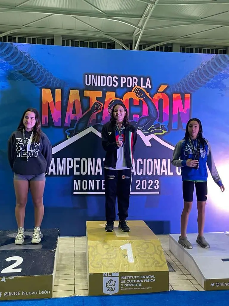 Subió a lo más alto del podio en el Selectivo Nacional de Natación Curso Corto “Monterrey 2023”. Cortesía
