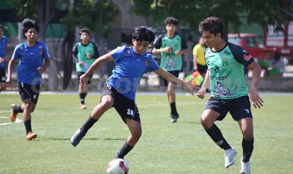 León gana, gusta y golea