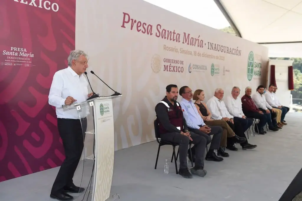 En sus críticas a las autoridades electorales, recordó que el propio INE lo acaba de sancionar. Cortesía
