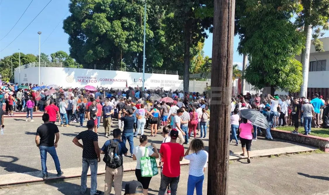 Migrantes en la espera regulatoria ante el INM