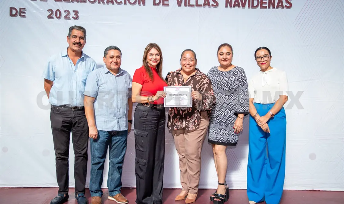 Realizan concurso de villas navideñas