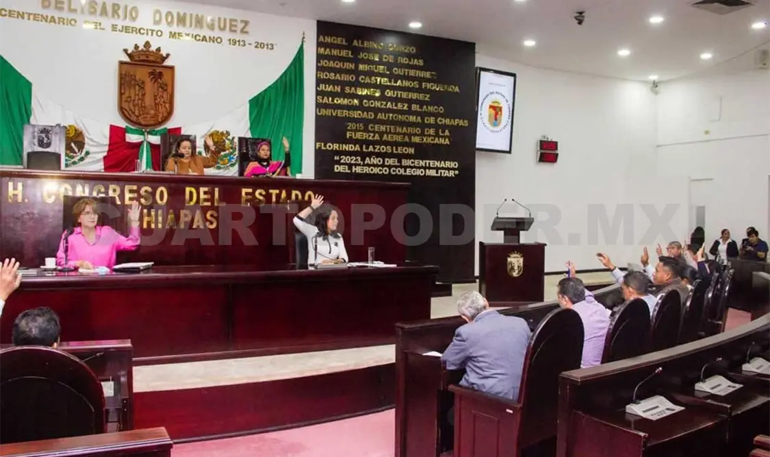 Reciben solicitudes de licencia de funcionarios