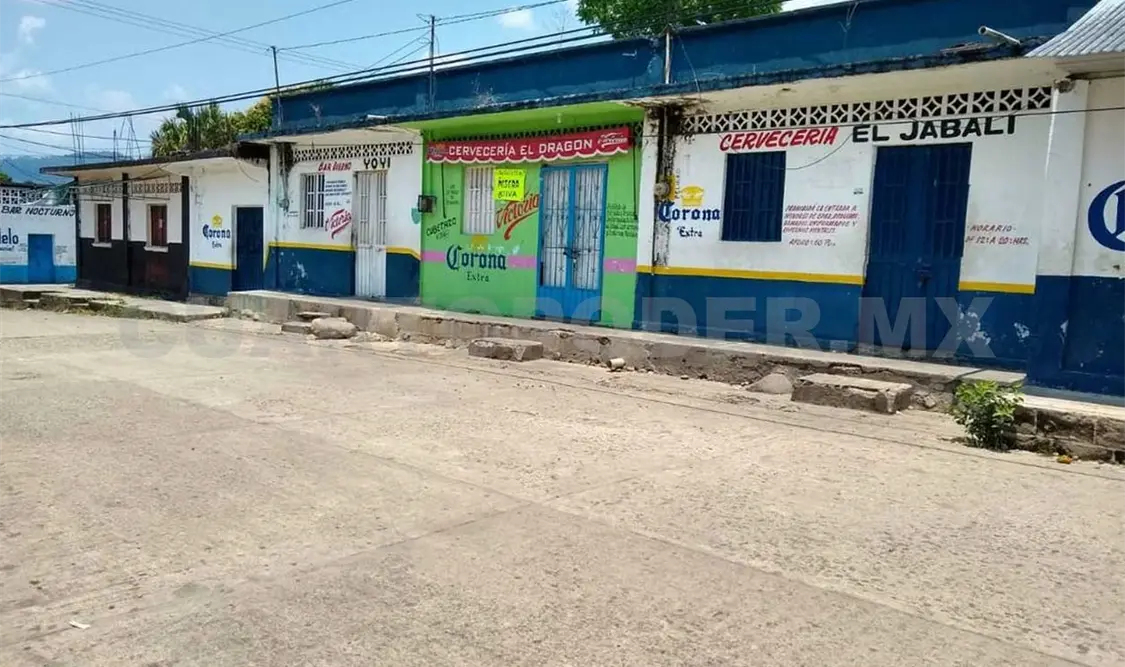 Exigen clausuras de cantinas en Pijijiapan