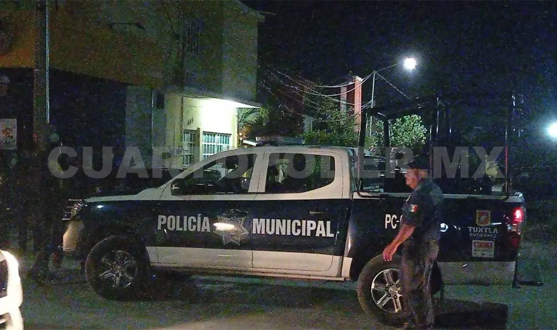 Disparan contra par de jóvenes en Los Pájaros