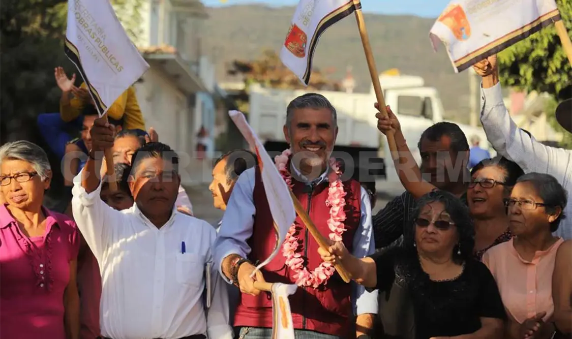 Más de 9 mdp en vialidades de Tuxtla: Ángel Torres