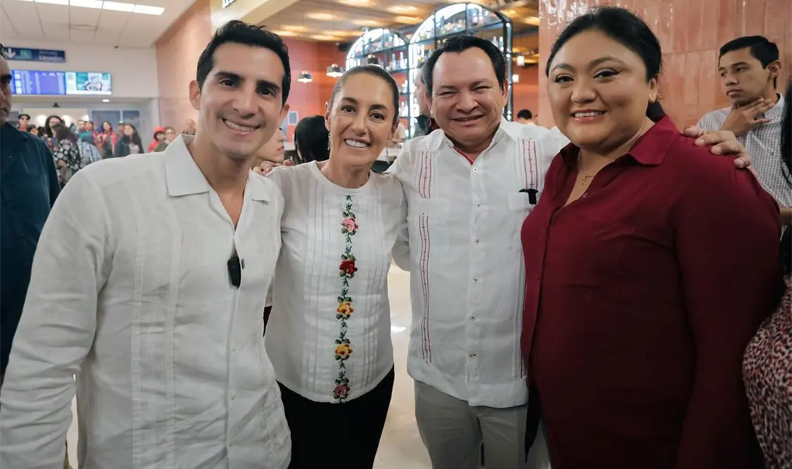 Sheinbaum se reúne con jóvenes en Campeche