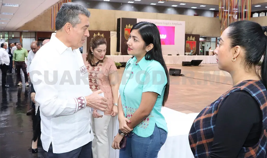 Encabeza Escandón última reunión de gabinete del 2023