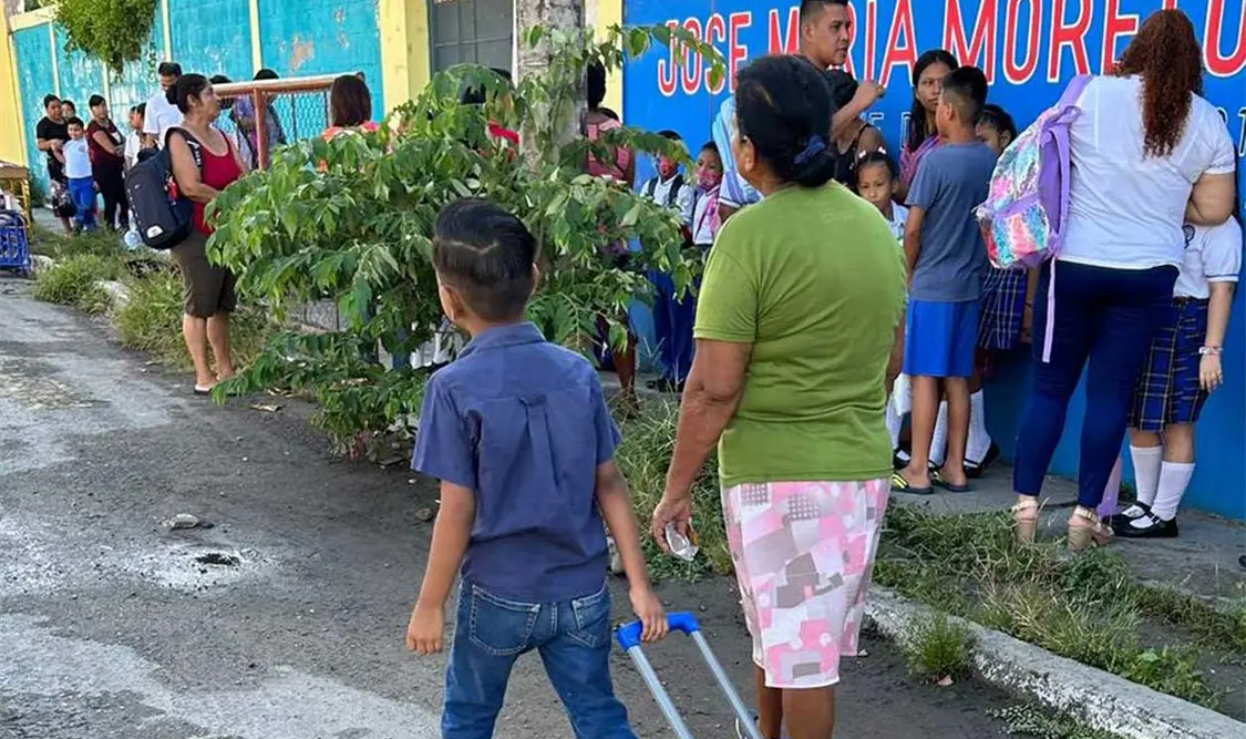 Cuándo regresan de vacaciones los estudiantes